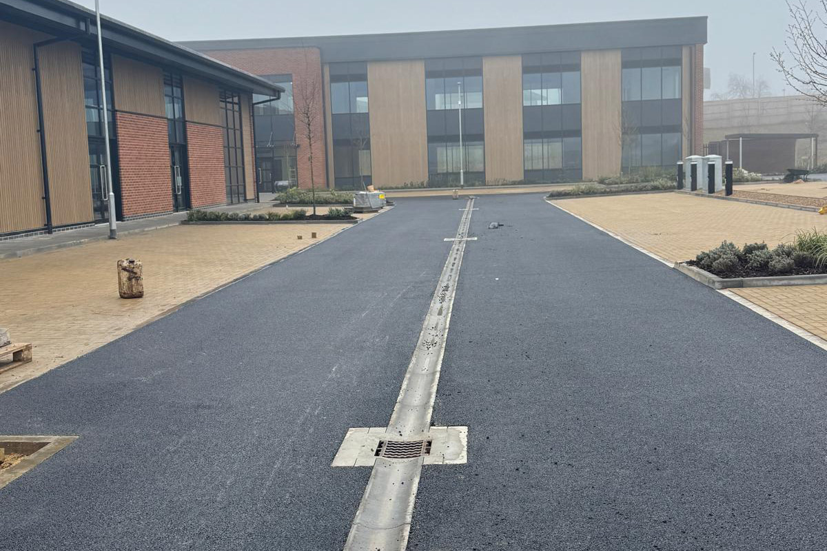 Rose Builders, Tollgate